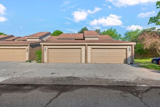 Building Photo - 5353 Wright Way S