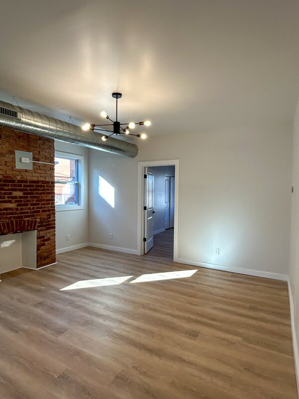 Foto del edificio - 3206 Dobson St