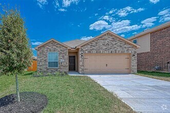 Building Photo - 553 Amberwood Pk Dr