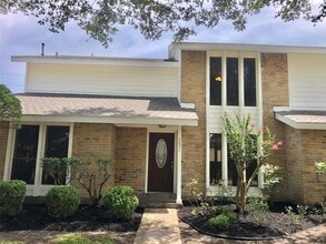 Building Photo - 2831 Pecan Ridge Dr