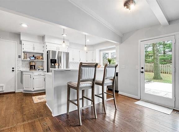 Foto del edificio - 9727 Canterbury St