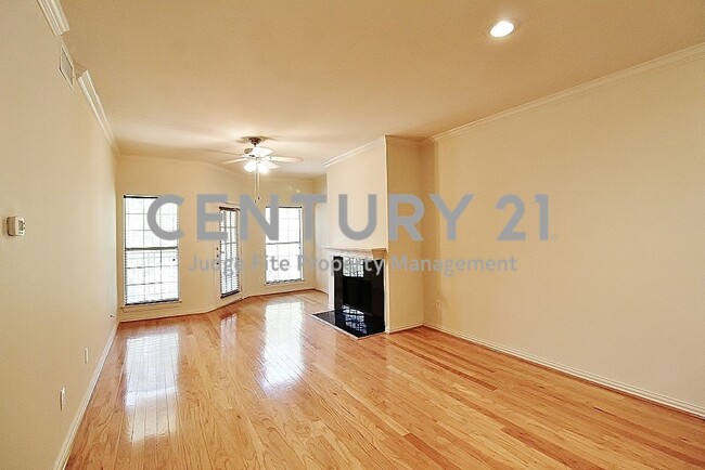 Foto del edificio - Wonderful 2-Story 3/2/1 Townhouse in Plano...