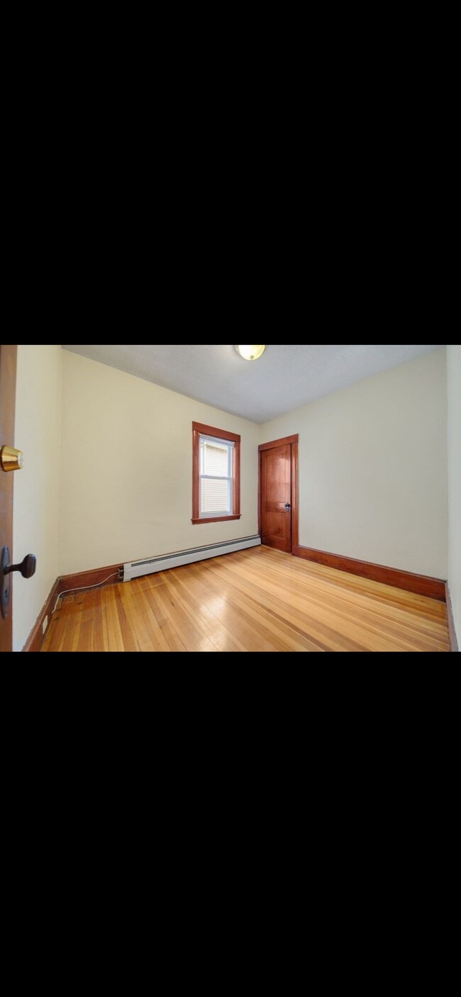 Foto del edificio - 141 Hillsdale Rd