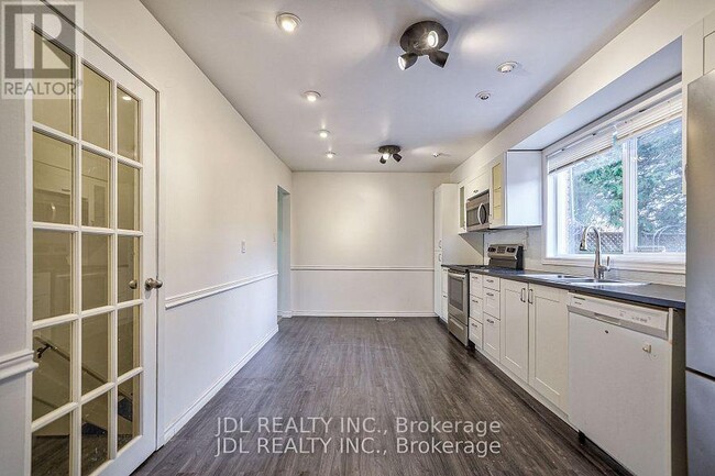Building Photo - 1149 Tavistock Dr
