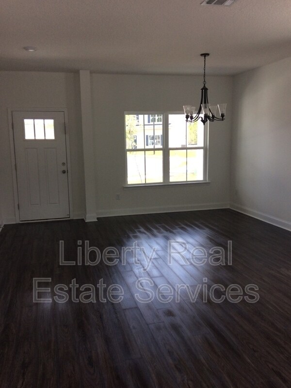 Foto del edificio - 163 Fridley Ln