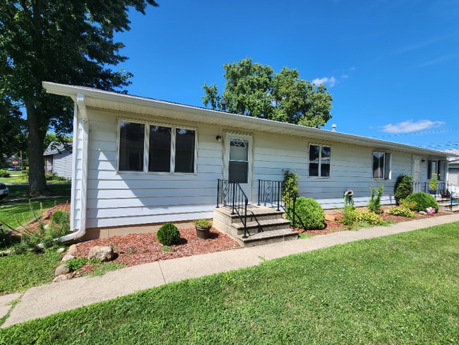 Building Photo - 1516 Sycamore St