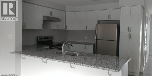 Building Photo - 56 Munch Ave