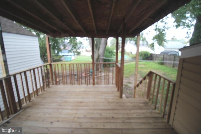 Foto del edificio - 548 S Marlyn Ave