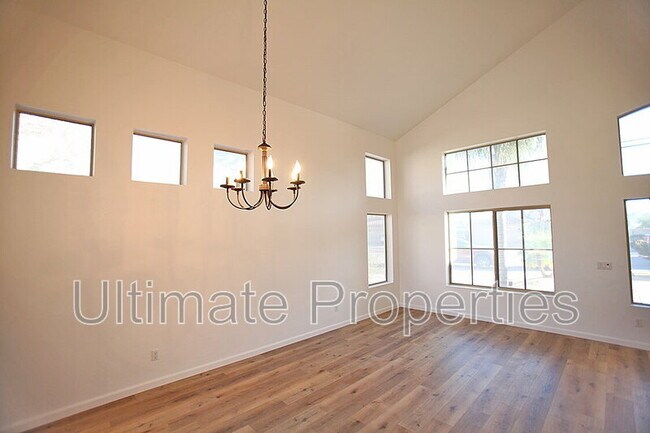 Foto del edificio - 20920 N 67th Dr