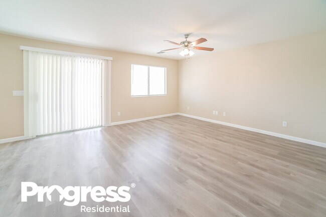 Foto del edificio - 12911 W Lawrence Ct