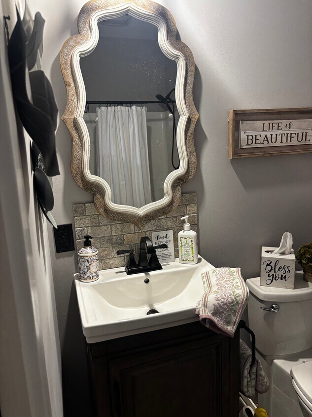 Foto del edificio - 3854 Timberhill Dr