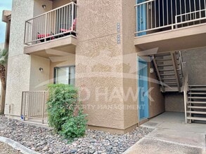 Building Photo - 1111 E University Dr