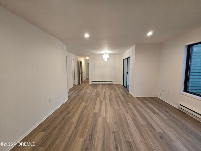 Building Photo - 218 Medford Ct