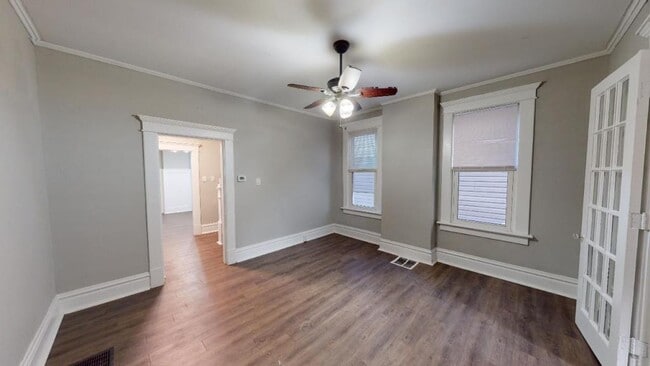 Building Photo - 1001 Linwood Ave