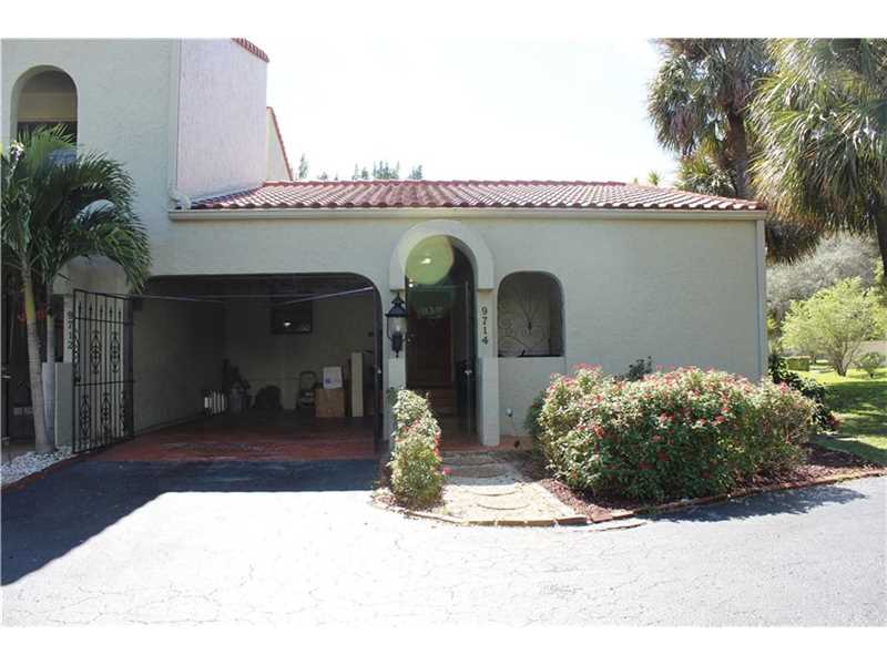 9714-costa-del-sol-blvd-doral-fl-33178-townhouse-for-rent-in-doral