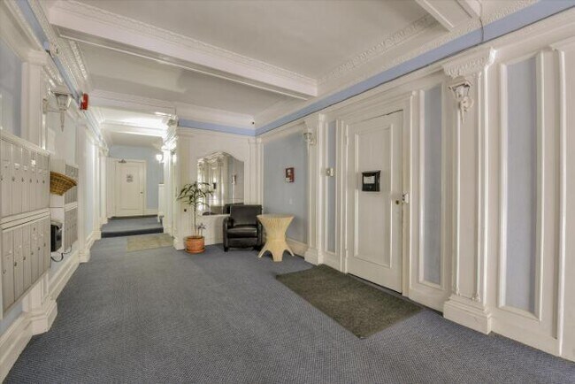 Building Photo - 1 bedroom in San Francisco CA 94109