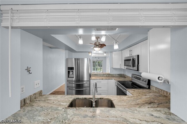 Foto del edificio - 28260 Pine Haven Way