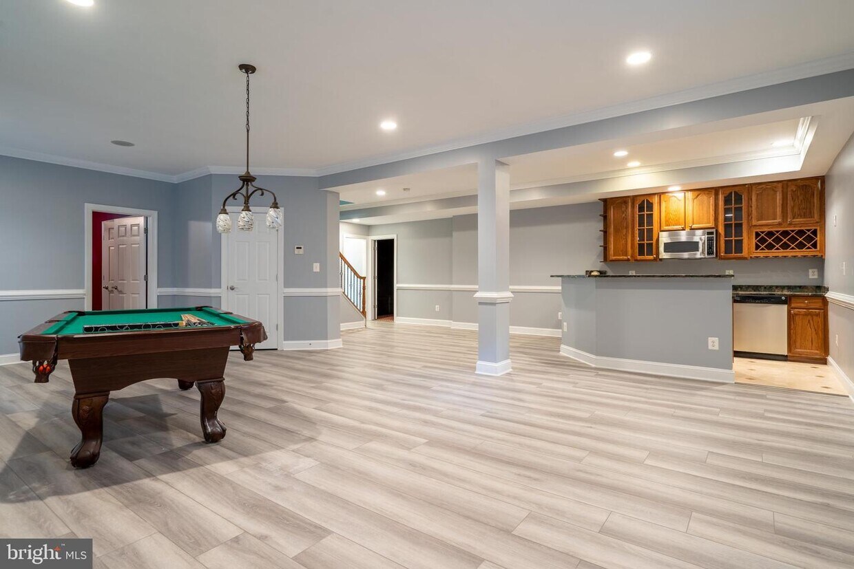 Primary Photo - 6010 Ashby Heights Cir