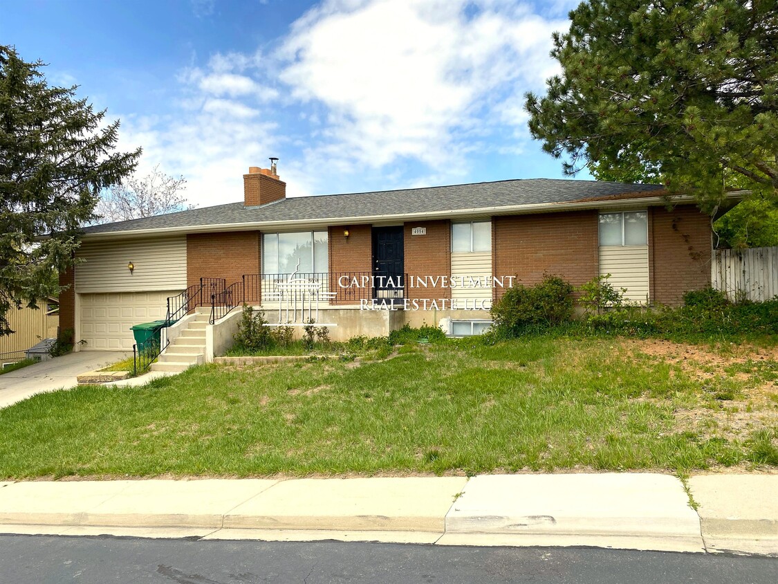 Primary Photo - 4054 W Juniper Rd