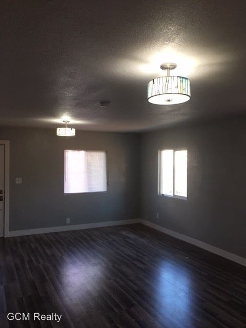 Building Photo - 2 br, 2 bath House - 1202 Pine St