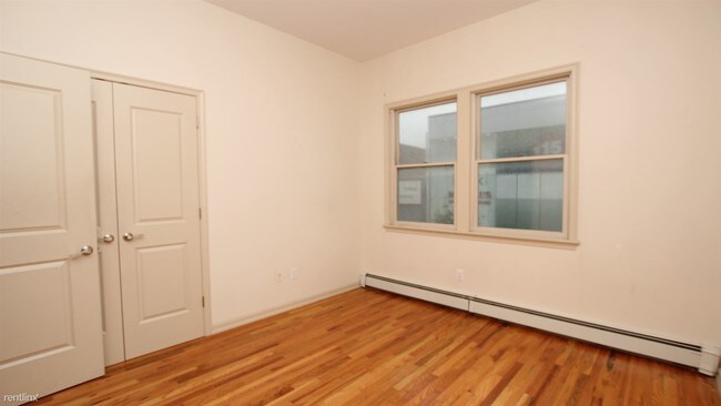 Foto del edificio - 398 Knickerbocker Ave