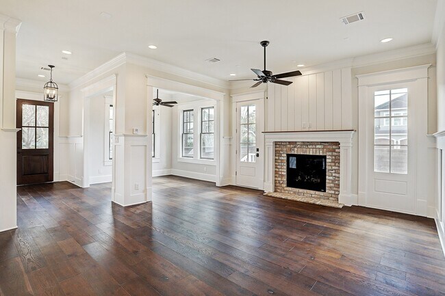 Foto del edificio - 1901 Bradshaw St