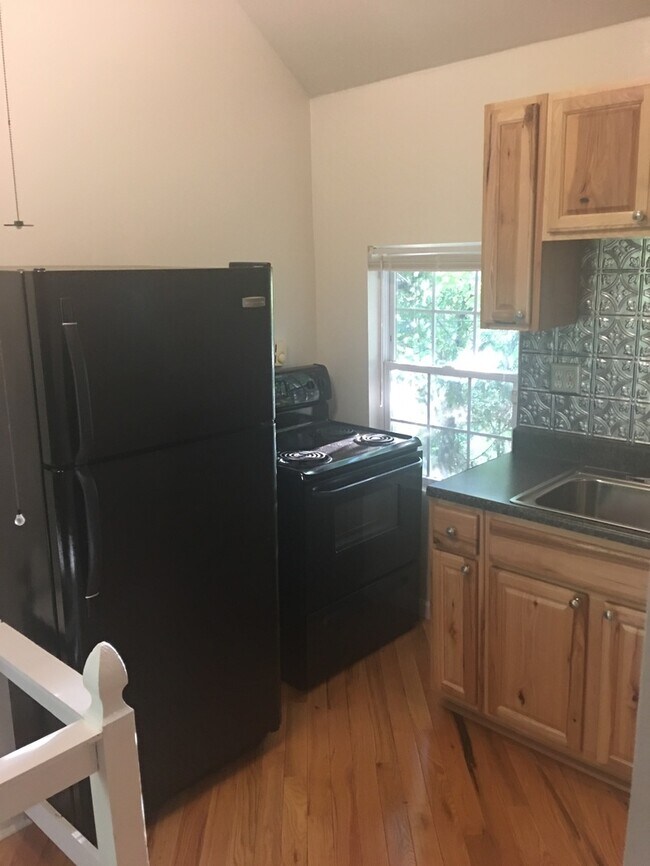 Foto del edificio - 115 School St