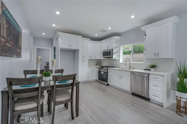 Building Photo - 4433 Sunfield Ave