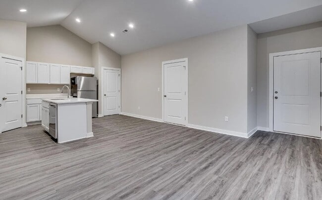 Building Photo - Duplex in Maize