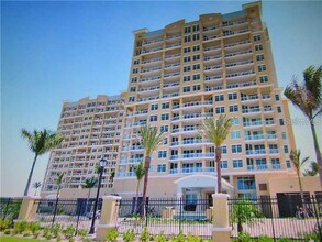 Building Photo - 130 Riviera Dunes Way