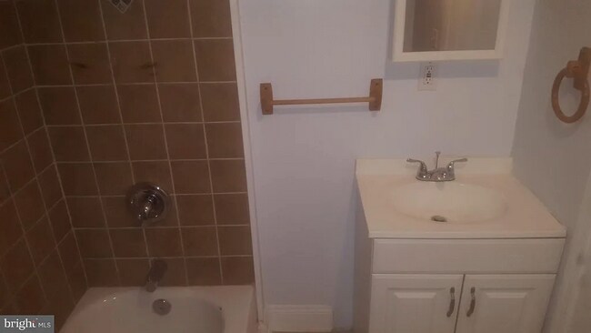 Foto del edificio - 4 Bedroom 2.5 Bathroom Single Family Home