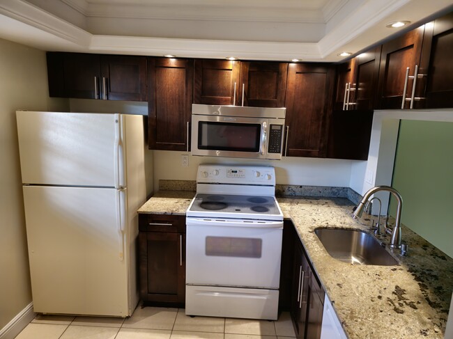 Foto del edificio - 9460 Tangerine Pl