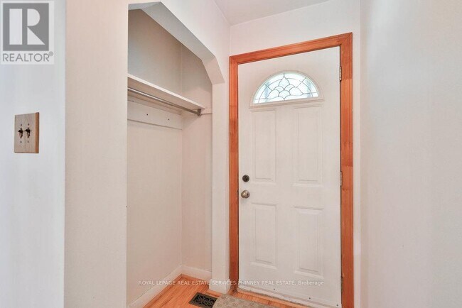 Photo du bâtiment - 72 Oriole Ave