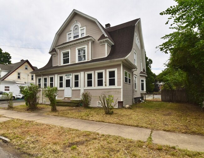 Foto del edificio - 1103 Worcester St