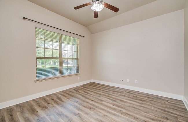 Foto del edificio - 11702 Eagle Ridge Dr