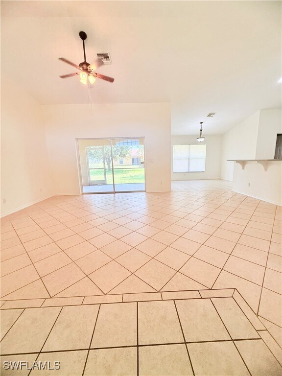 Foto del edificio - 2452 NW 9th St