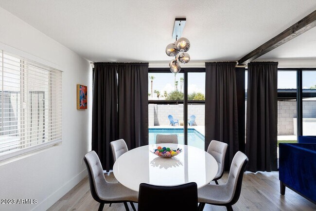 Foto del edificio - 7834 E Glenrosa Ave