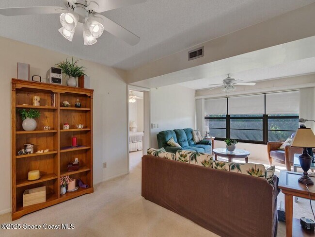 Foto del edificio - 27 Plantation Dr