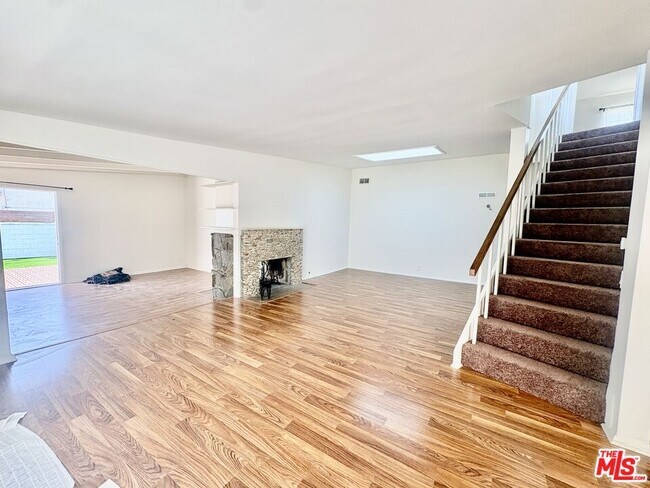 Foto del edificio - 7428 W 81st St