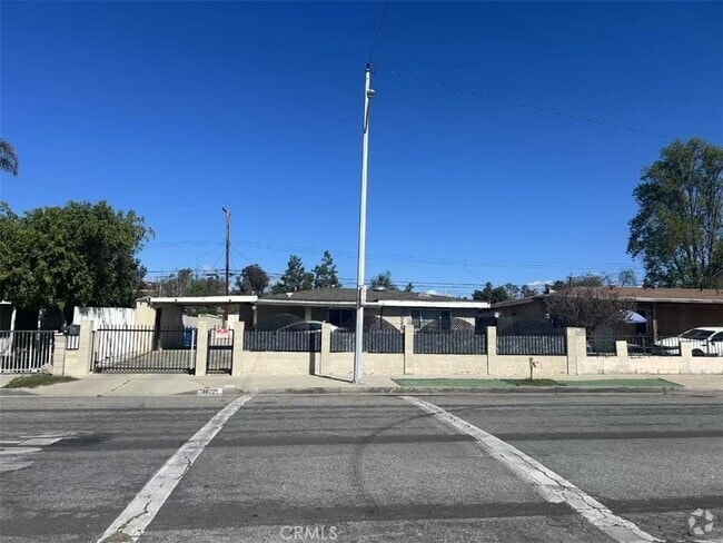 Building Photo - 18721 Galleano St