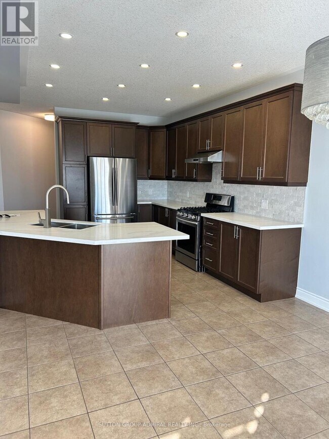 Building Photo - 23 Colorado Blvd