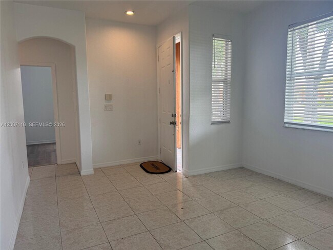 Foto del edificio - 23703 SW 110th Pl