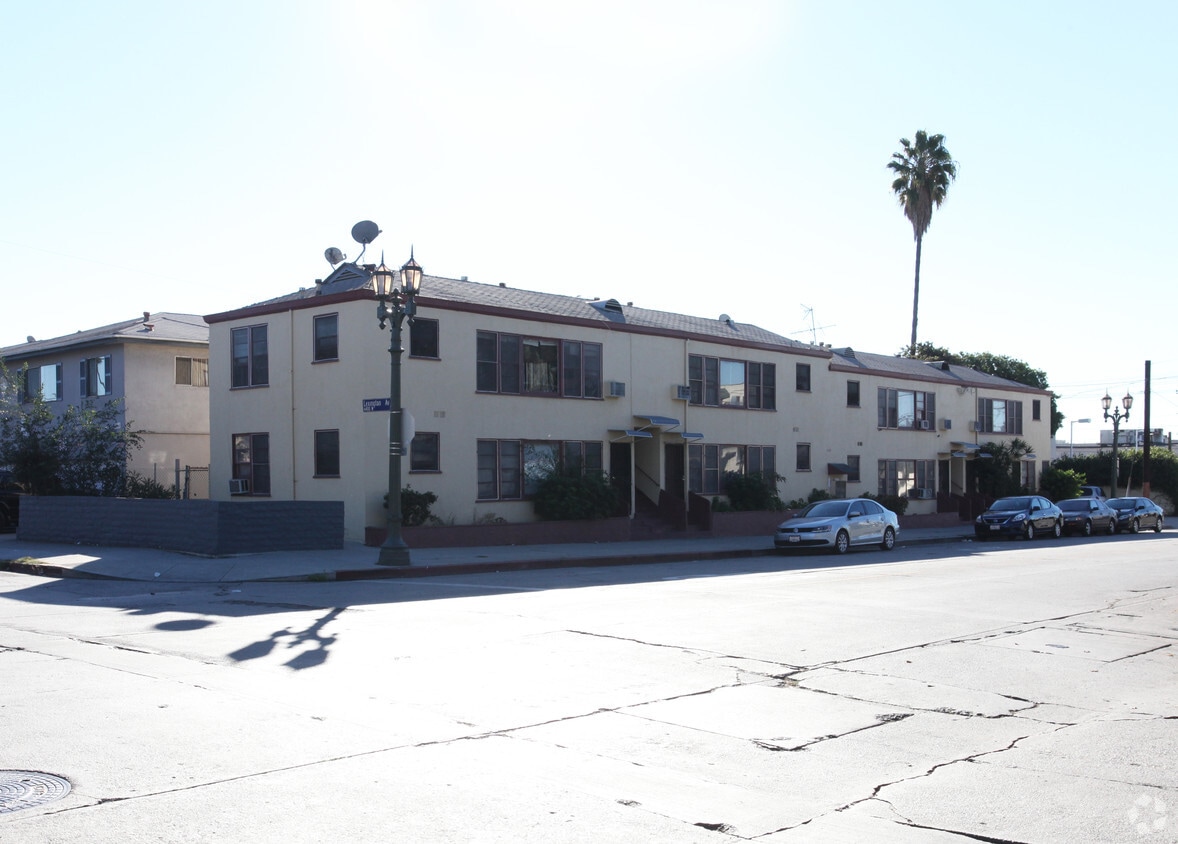 Building Photo - 1150 Wilcox Ave