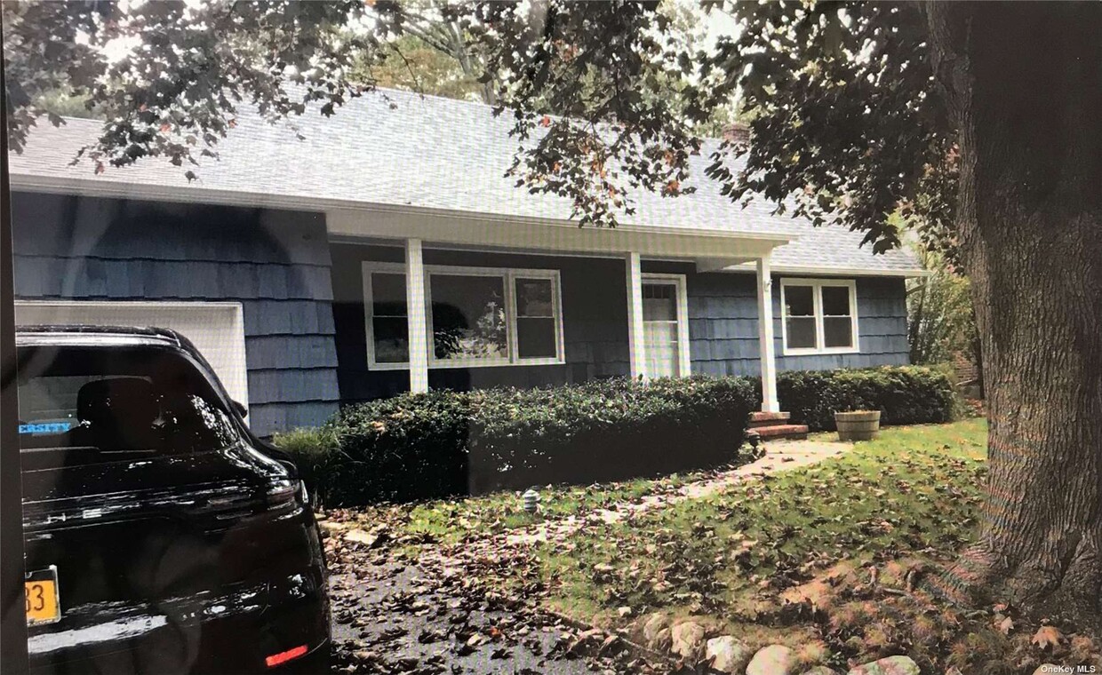 Primary Photo - 47 Horton Dr