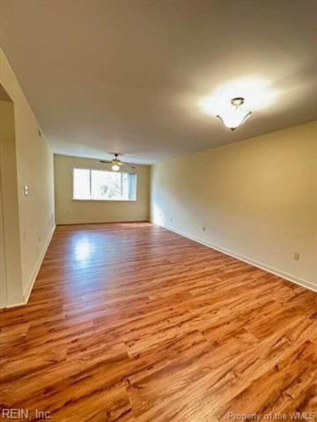 Foto del edificio - 2 Bed 1 Bath Condo