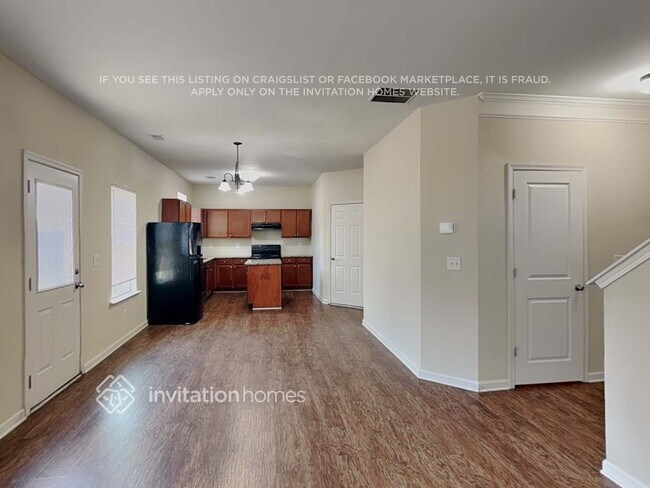 Foto del edificio - 1492 Ewing Farm Dr