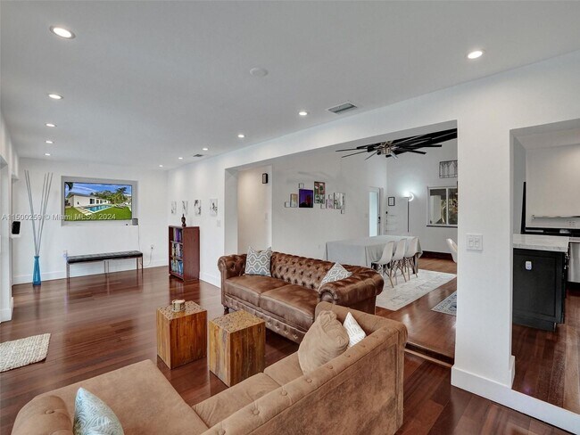 Foto del edificio - 1101 NE 90th St