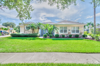 Building Photo - 4213 Mayfair Ln