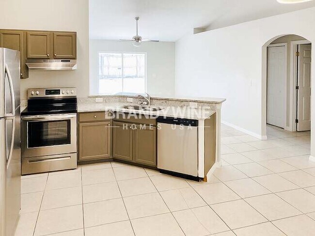 Building Photo - 424 Candler Ave