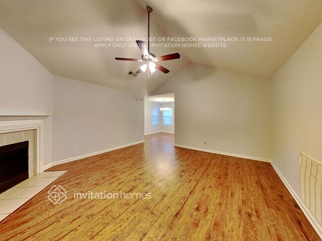 Foto del edificio - 408 Underwood Ct